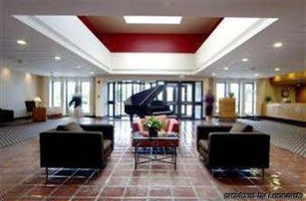 Howard Johnson Plaza Kansas City Hotel & Conference Center 外观 照片
