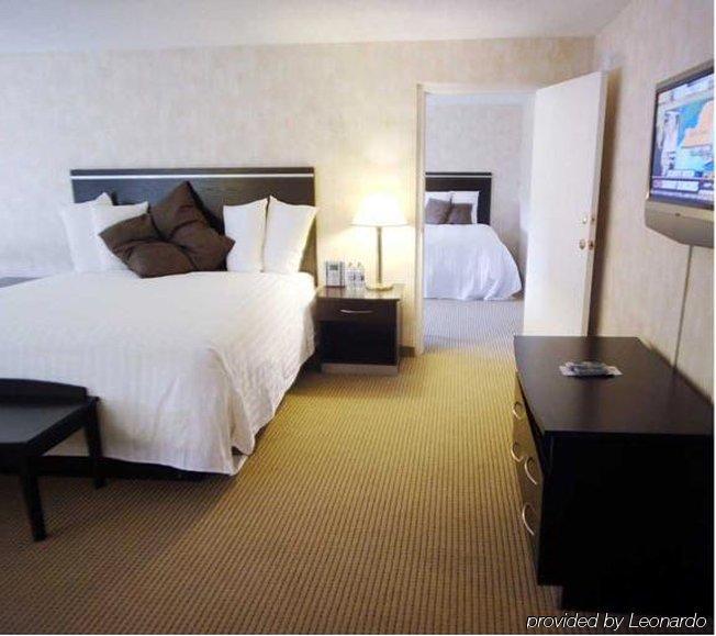 Howard Johnson Plaza Kansas City Hotel & Conference Center 客房 照片