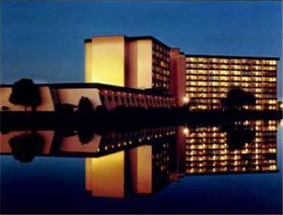 Howard Johnson Plaza Kansas City Hotel & Conference Center 外观 照片